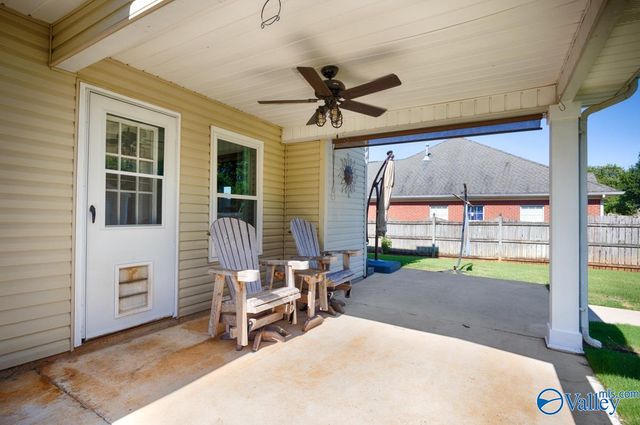 208 Park Stone Drive, Madison, AL 35758