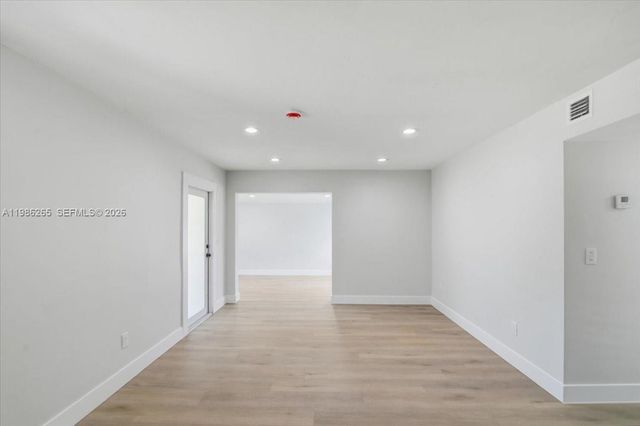 1400 NE 43rd Ct 1400, Pompano Beach, FL 33064