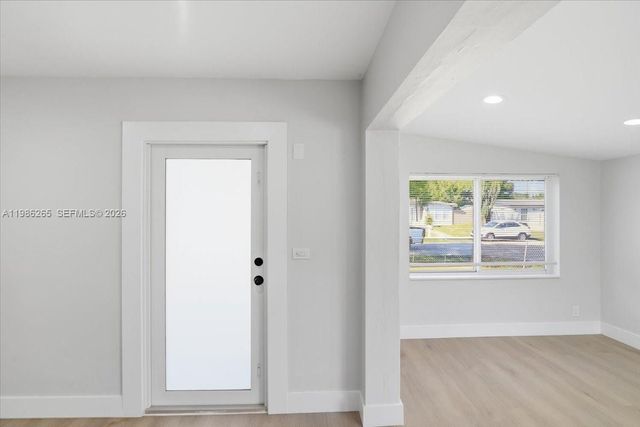 1400 NE 43rd Ct 1400, Pompano Beach, FL 33064