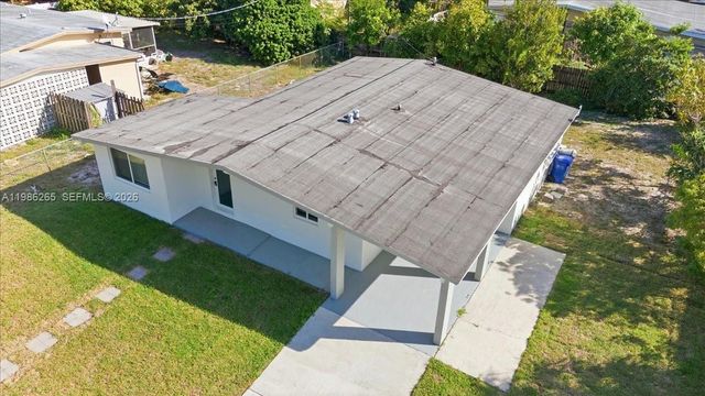 1400 NE 43rd Ct 1400, Pompano Beach, FL 33064