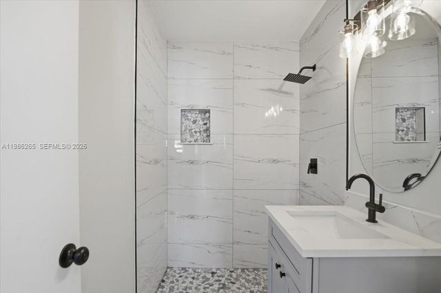 1400 NE 43rd Ct 1400, Pompano Beach, FL 33064