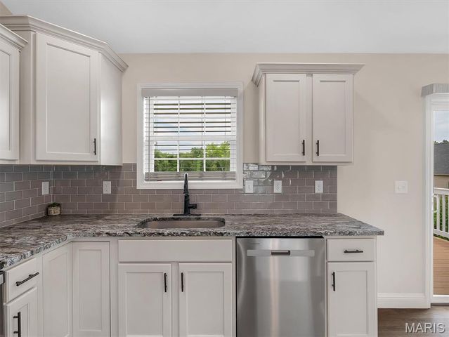 2798 Moon Crest Court, Washington, MO 63090