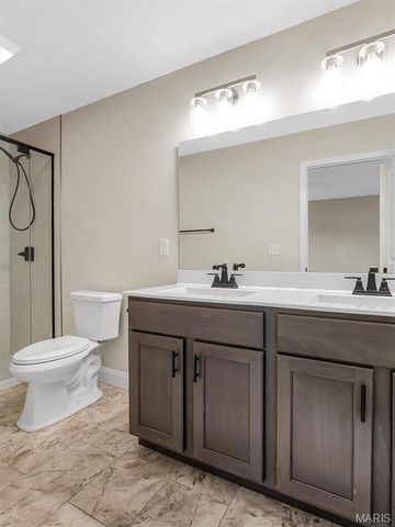 2798 Moon Crest Court, Washington, MO 63090