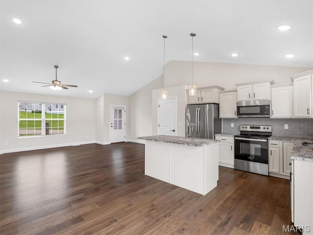2798 Moon Crest Court, Washington, MO 63090
