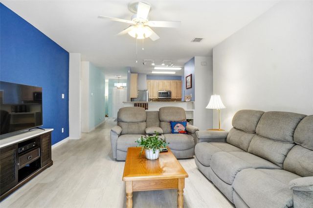 1140 Whispering Trail Circle, Lewisville, TX 75067