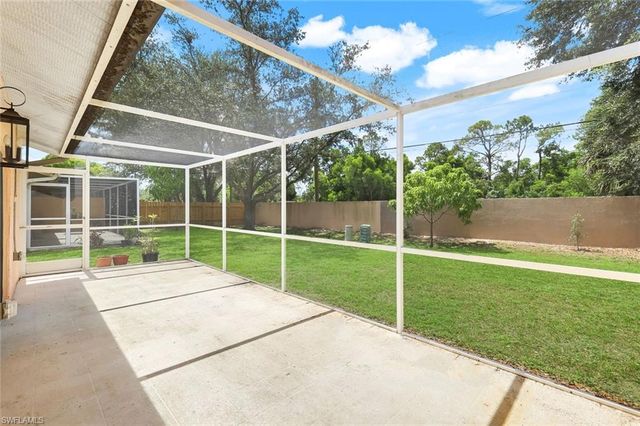 12329 Londonderry LN, Bonita Springs, FL 34135