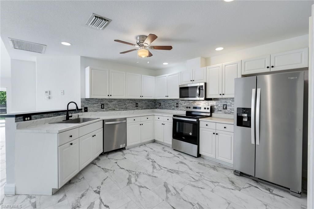 12329 Londonderry LN, Bonita Springs, FL 34135