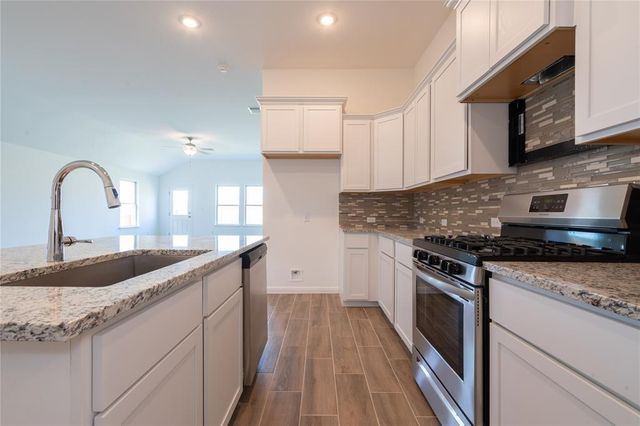 113 Caterpillar DR, Georgetown, TX 78628