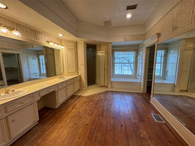 3400 Kirk CORS, Harwood, TX 78632