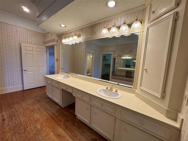 3400 Kirk CORS, Harwood, TX 78632