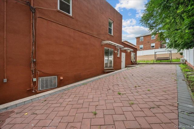 2351 Kingsland Avenue, Bronx, NY 10469