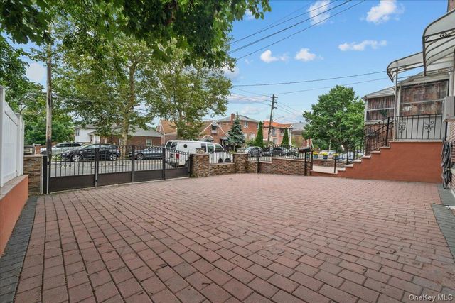 2351 Kingsland Avenue, Bronx, NY 10469