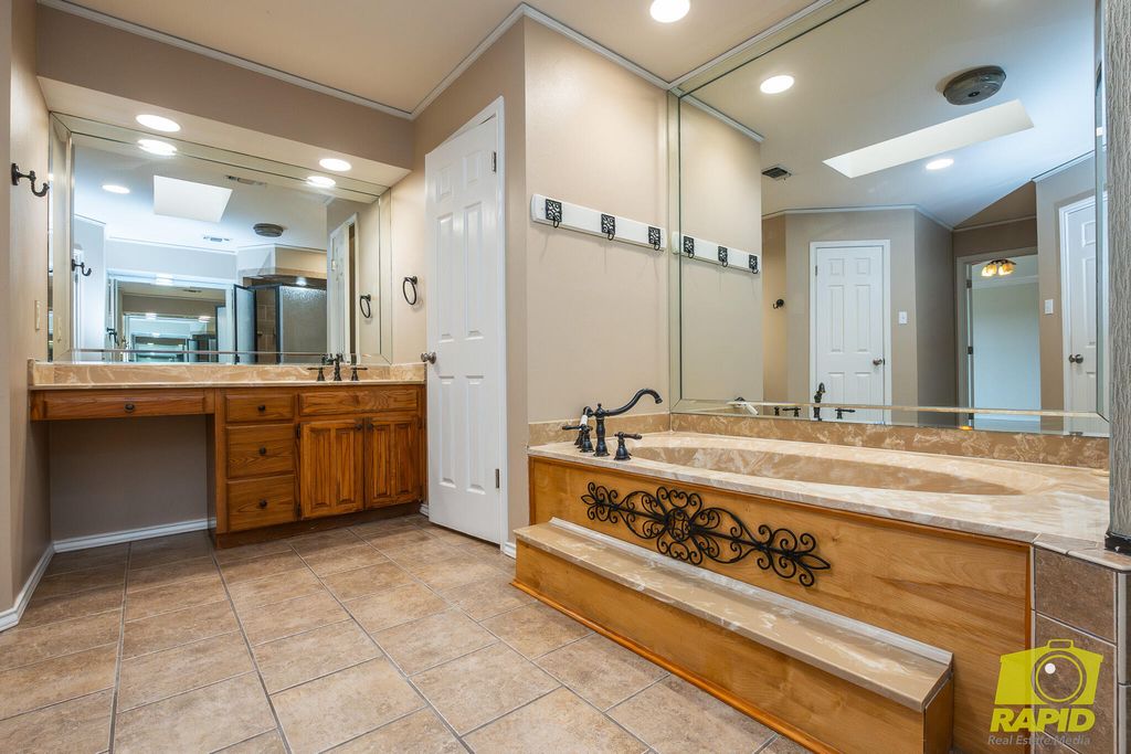 Image 30 of property listing at 6569 Spy Glass Drive, San Angelo, TX 76904