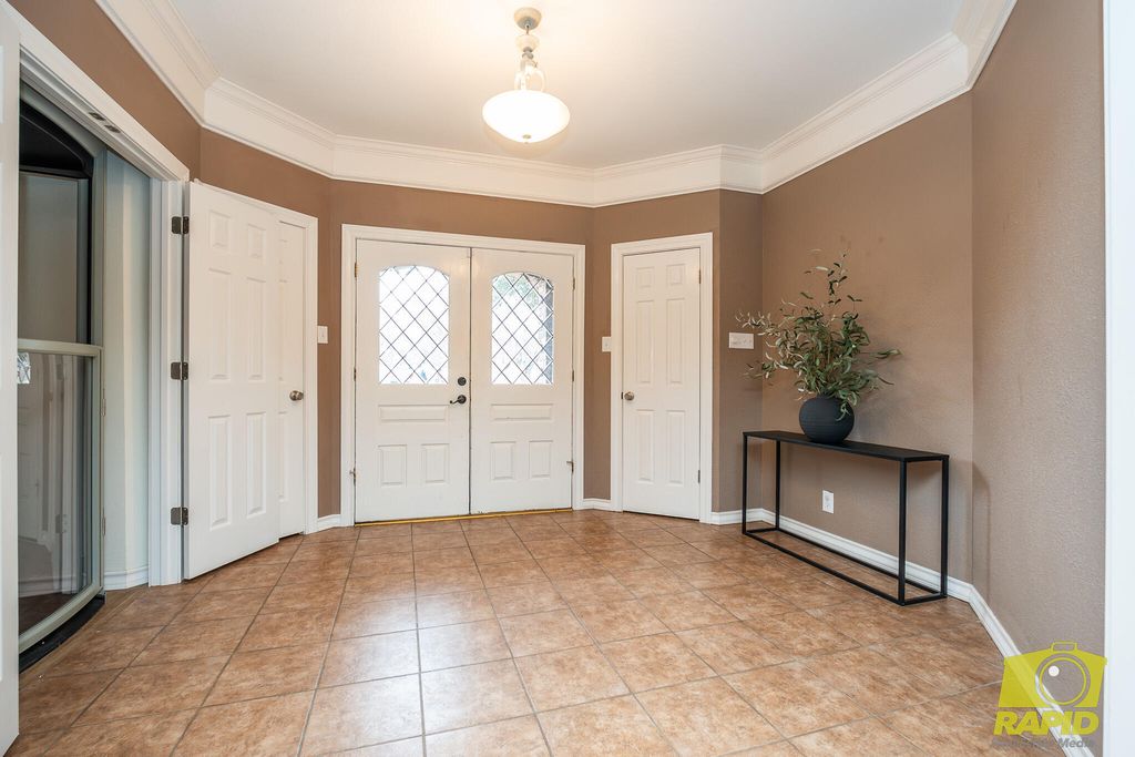 Image 6 of property listing at 6569 Spy Glass Drive, San Angelo, TX 76904