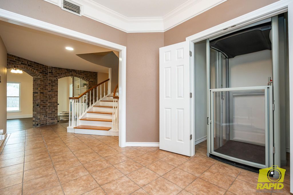 Image 7 of property listing at 6569 Spy Glass Drive, San Angelo, TX 76904