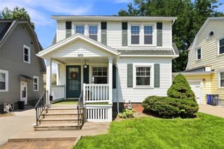 1972 2nd Avenue SE, Cedar Rapids, IA 52403