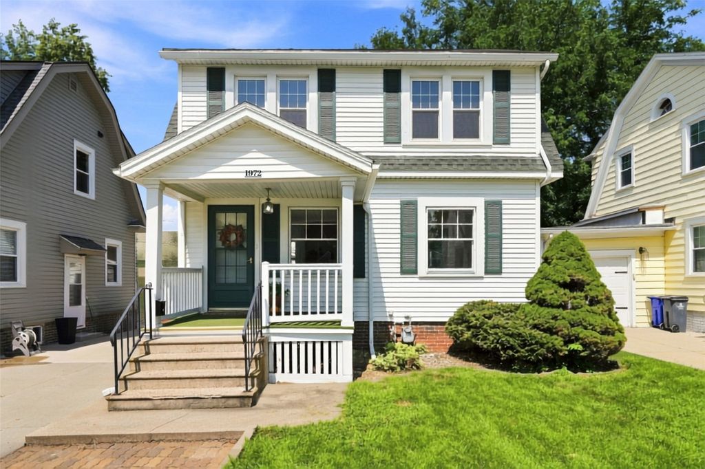 1972 2nd Avenue SE, Cedar Rapids, IA 52403