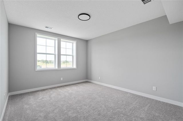 8268 Aurora Street, Lenexa, KS 66220