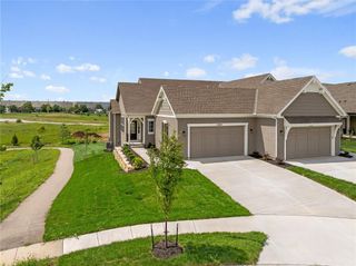 8268 Aurora Street, Lenexa, KS 66220