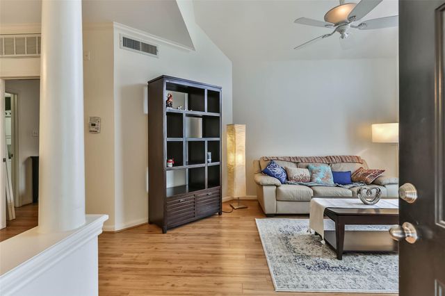1330 Old Spanish Trail 8304, Houston, TX 77054
