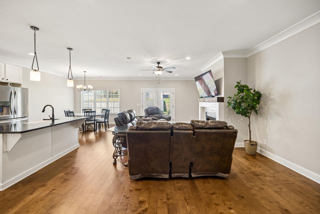 1274 Neyland Circle 29, Hixson, TN 37343