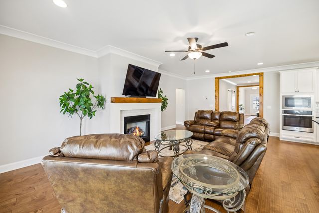 1274 Neyland Circle 29, Hixson, TN 37343