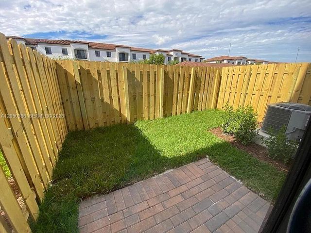21071 NE 8th Ave 21071, Miami, FL 33179