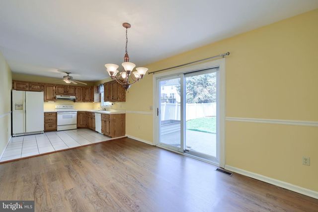 142 PALM LN, Lebanon, PA 17042