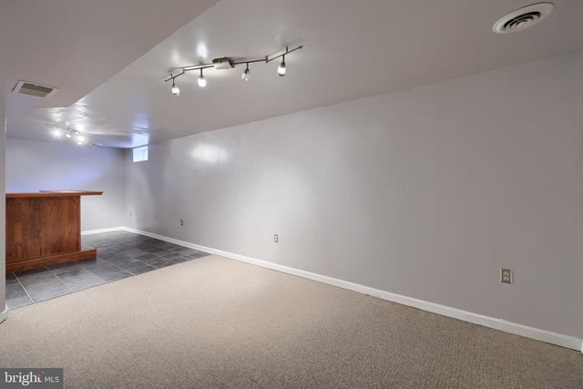 142 PALM LN, Lebanon, PA 17042