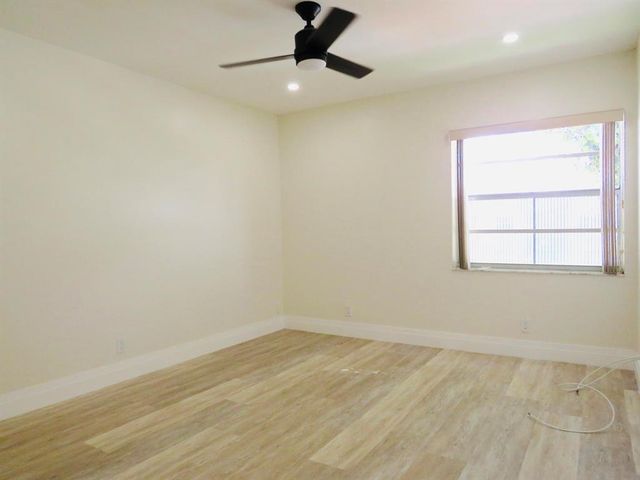 557 BURGUNDY L 557, Delray Beach, FL 33484