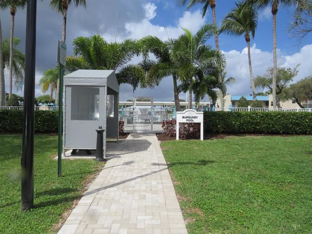 557 BURGUNDY L 557, Delray Beach, FL 33484