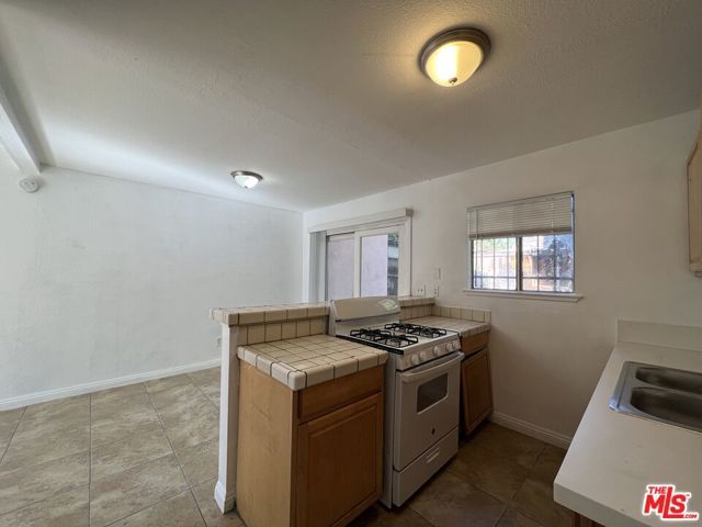 418 W Jackson Street, Rialto, CA 92376
