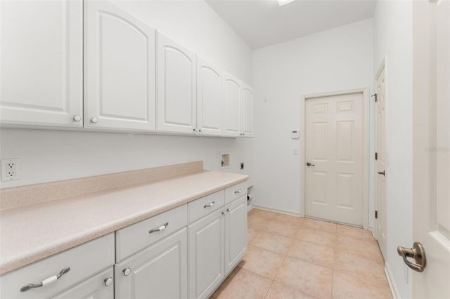 13537 NW 7TH ROAD, Newberry, FL 32669