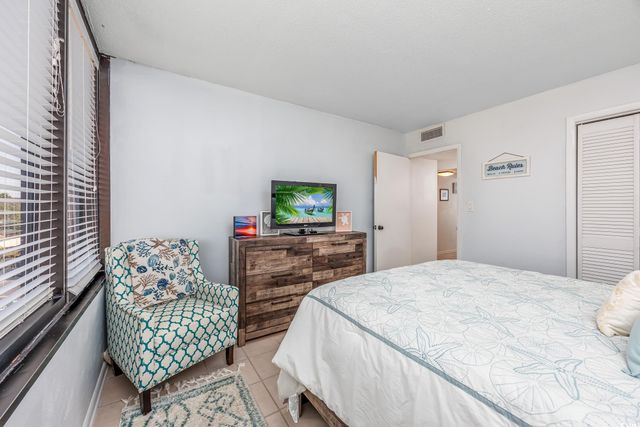 7601 N Ocean Blvd Apt 4A, Myrtle Beach, SC 29572