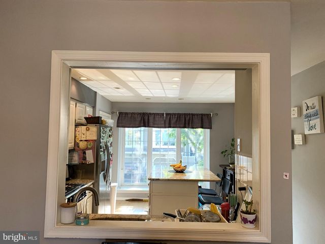 11 CABOT DR, Chesterbrook, PA 19087