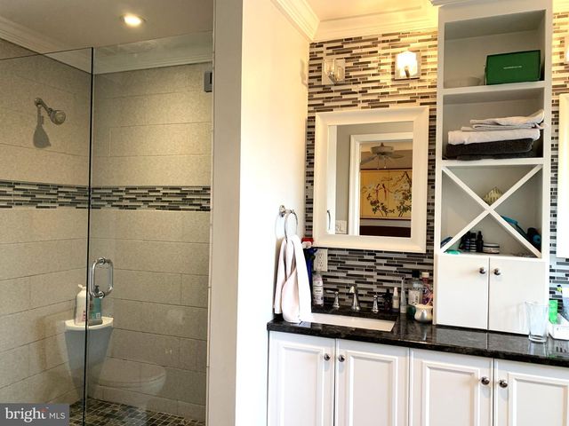 11 CABOT DR, Chesterbrook, PA 19087