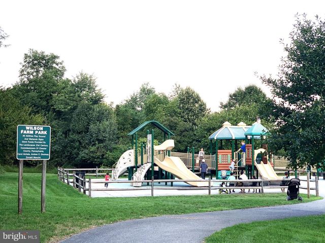 11 CABOT DR, Chesterbrook, PA 19087