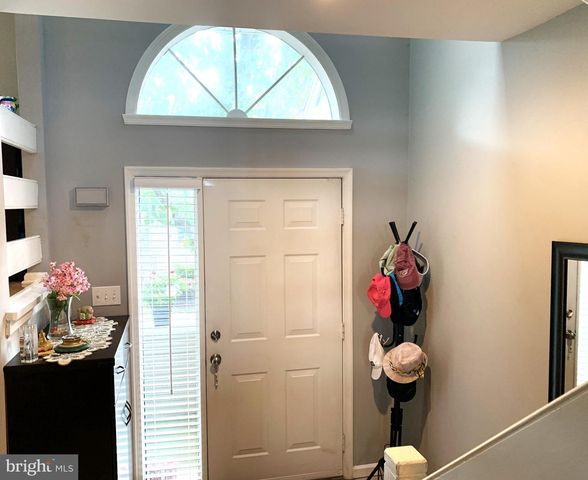 11 CABOT DR, Chesterbrook, PA 19087