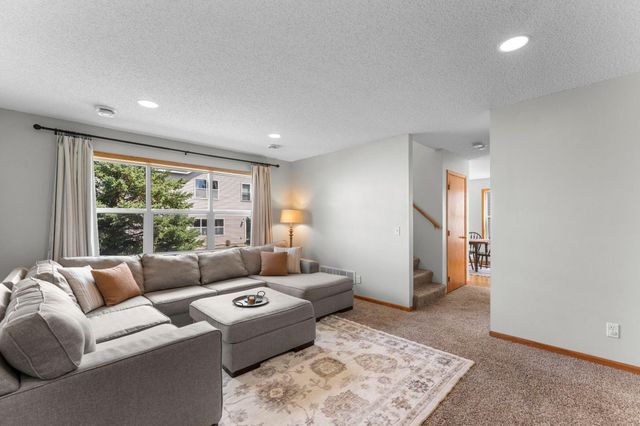10534 64th Lane NE, Albertville, MN 55301