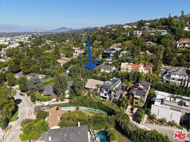 4262 Levitt Lane, Sherman Oaks, CA 91403