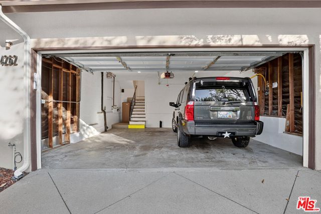 4262 Levitt Lane, Sherman Oaks, CA 91403