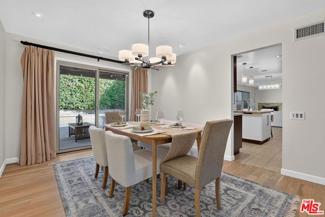 4262 Levitt Lane, Sherman Oaks, CA 91403