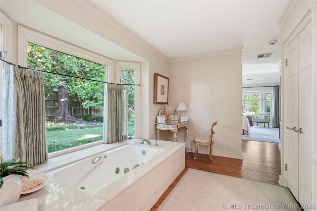 2458 E 26th Place, Tulsa, OK 74114