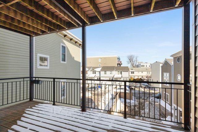 112 W 9th St. 2, Boston, MA 02127