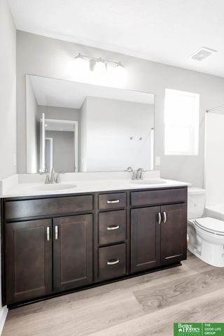 17459 Samuel Street, Bennington, NE 68007