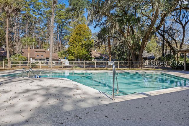 53 Stable Gate Rd, Hilton Head Island, SC 29926