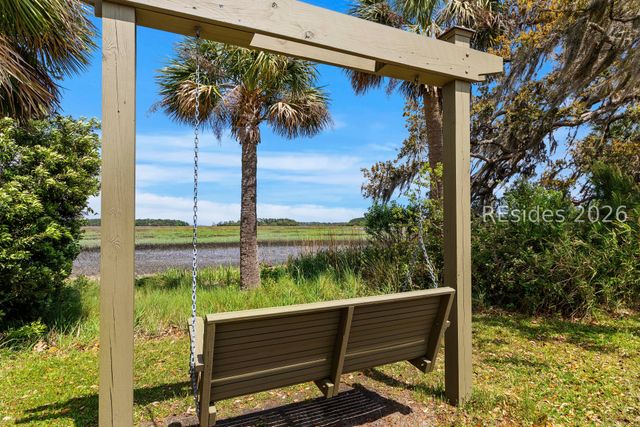 53 Stable Gate Rd, Hilton Head Island, SC 29926