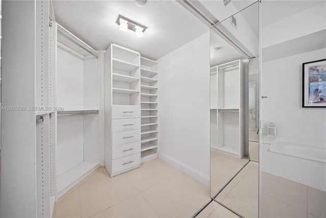 3530 Mystic Pointe Dr 2013, Aventura, FL 33180