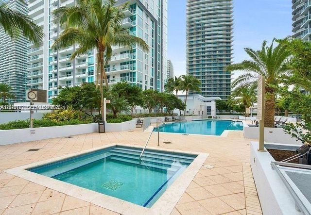 1060 Brickell Ave 3109, Miami, FL 33131