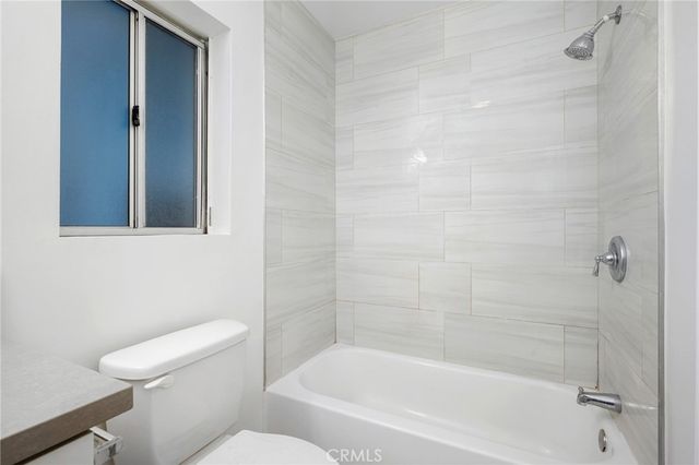 1025 E Lomita Avenue 5, Glendale, CA 91205
